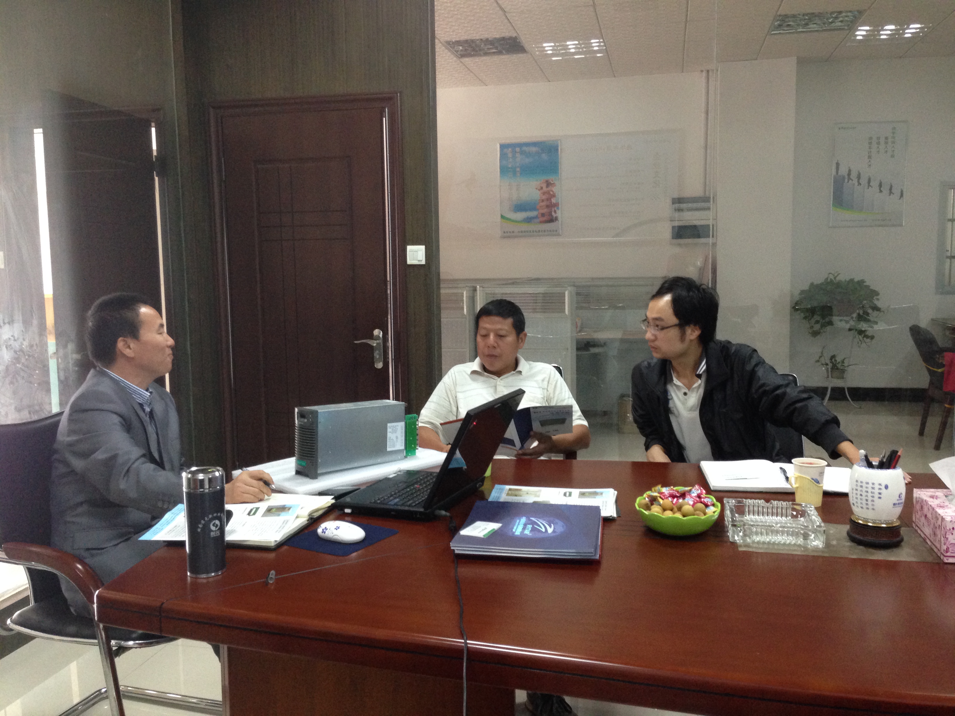 湖南紫光高层莅临壹号娱乐电源考察